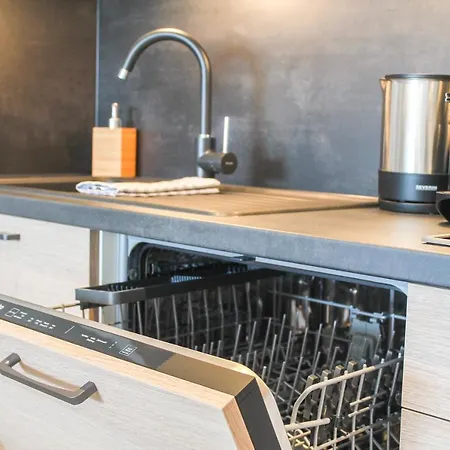 African-style - Stadtnah, Parkplatz, E-ladestation Für Auto&fahrräder, Gitterbox Für Fahrräder, Fitnessstudio Coblenza