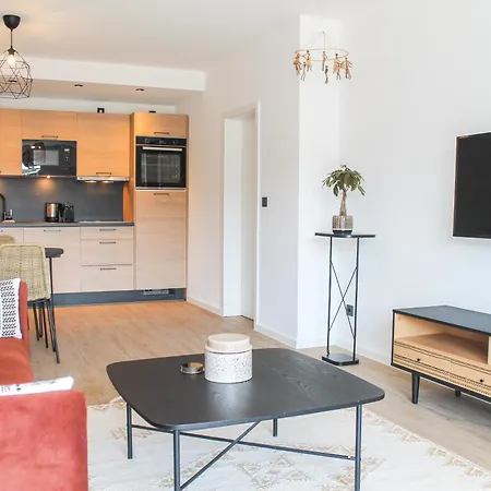 Apartmán African-style - Stadtnah, Parkplatz, E-ladestation Fuer Auto & Fahrraeder, Gitterbox Fuer Fahrraeder, Fitnessstudio Koblenc