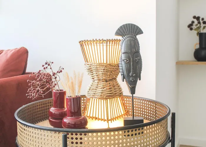 African-style - Stadtnah, Parkplatz, E-ladestation Fuer Auto & Fahrraeder, Gitterbox Fuer Fahrraeder, Fitnessstudio Koblenc