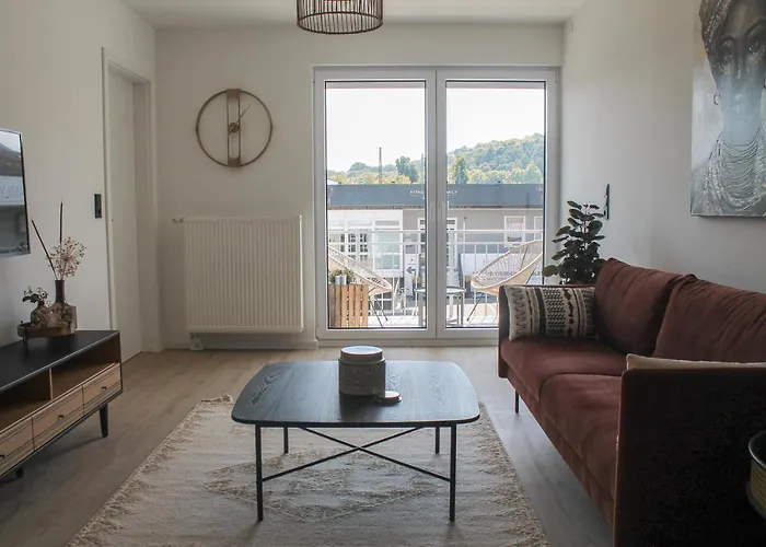 African-style - Stadtnah, Parkplatz, E-ladestation Fuer Auto & Fahrraeder, Gitterbox Fuer Fahrraeder, Fitnessstudio