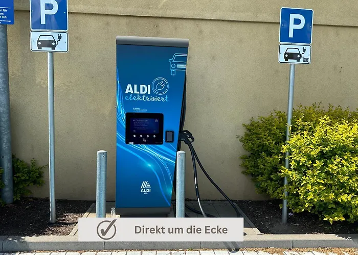 African-style - Stadtnah, Parkplatz, E-ladestation Fuer Auto & Fahrraeder, Gitterbox Fuer Fahrraeder, Fitnessstudio